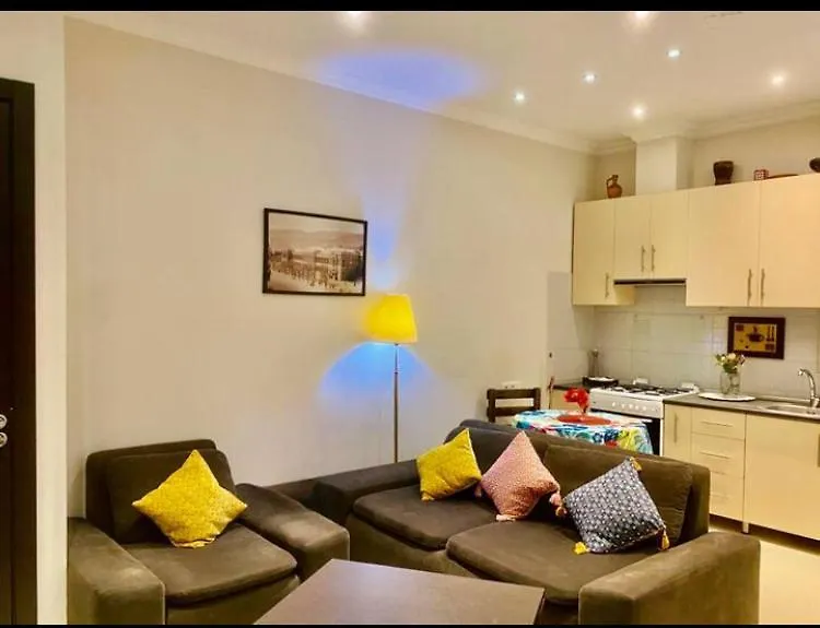 Apartment In The Green Zone Near Park Mziuri ティビリシ