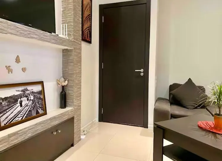 Apartment In The Green Zone Near Park Mziuri ティビリシ